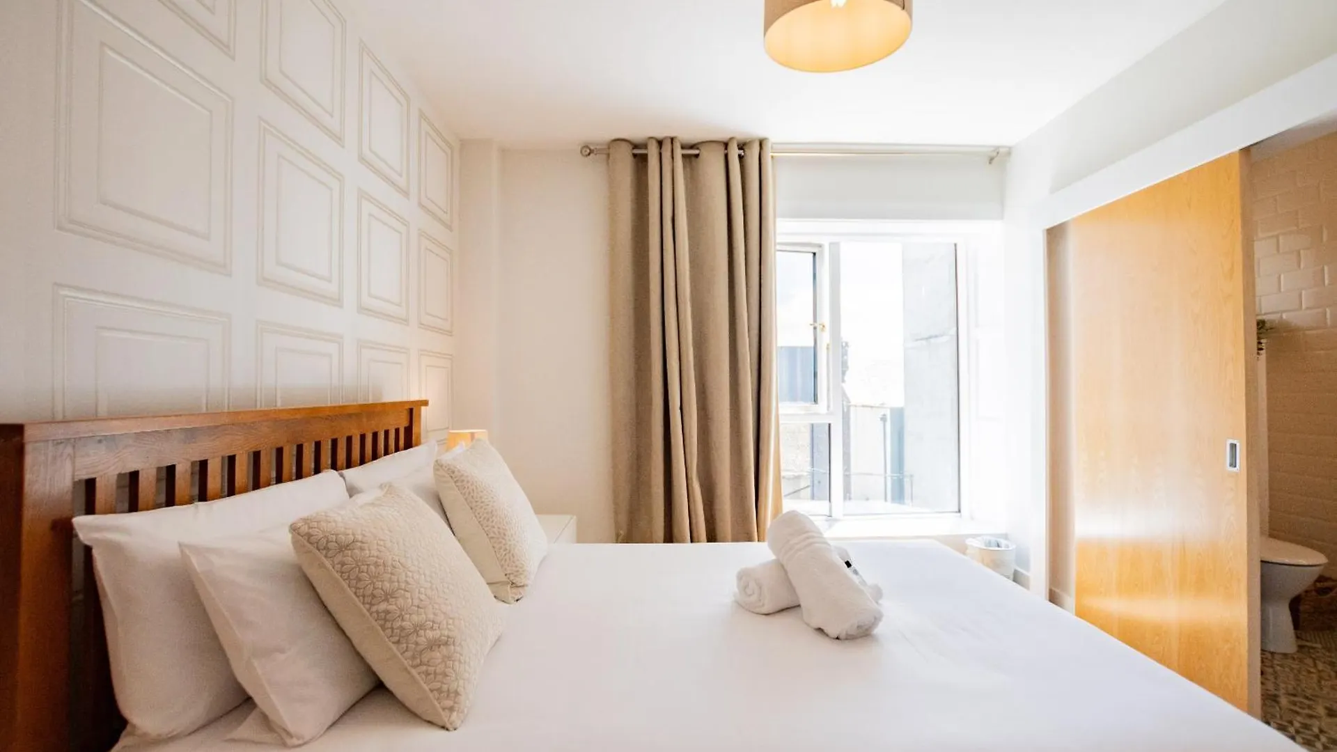 Eyre View Suite - 2 Galway Ierland