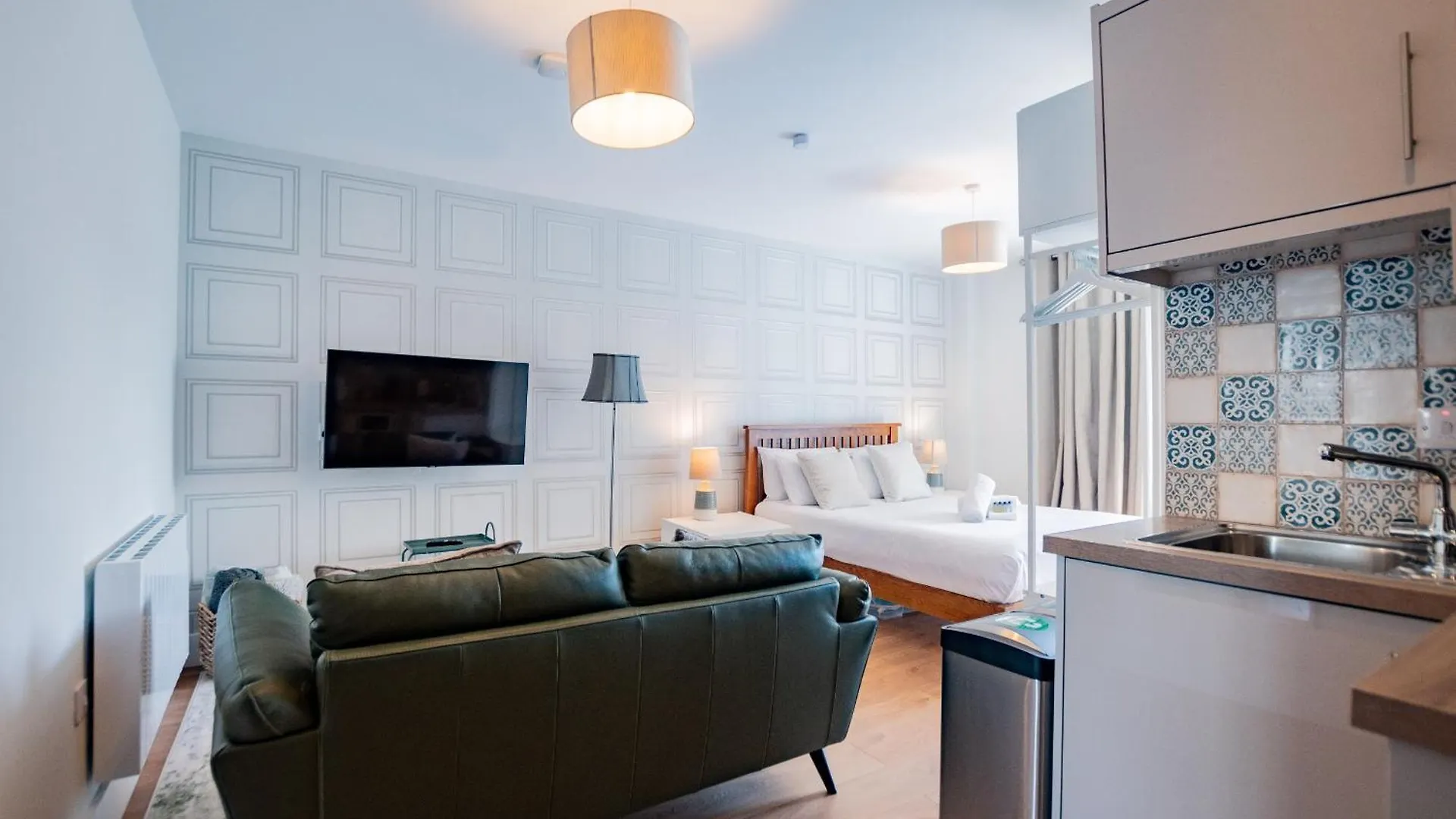 Eyre View Suite - 2 Galway Ierland