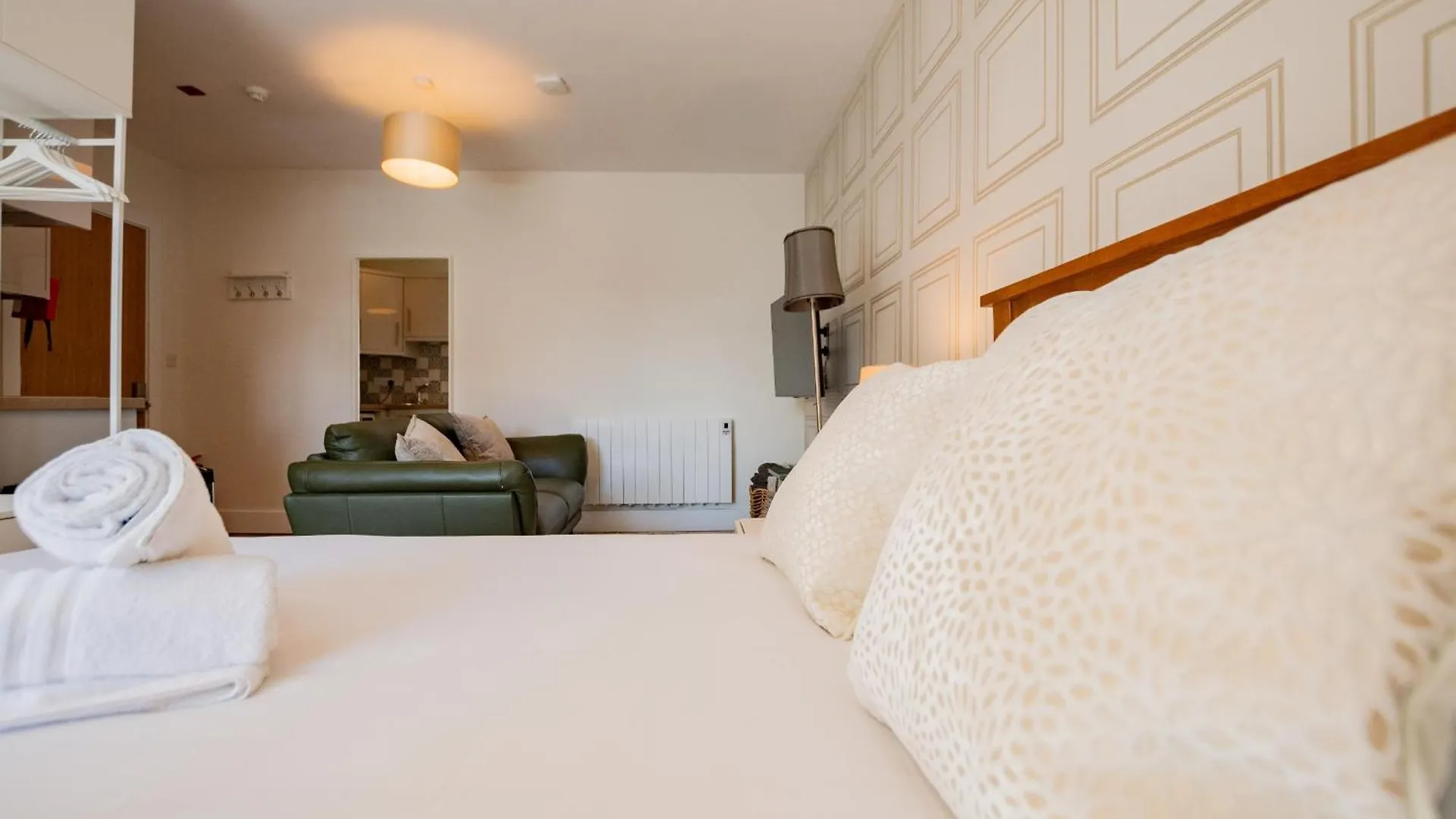 Eyre View Suite - 2 Galway